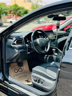 تۆیۆتا کامری